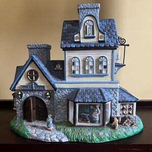 EUC Partylite Old World Christmas Village #1 Candle Shop